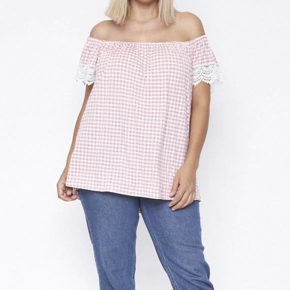 Mauve Pink Plaid Crochet off shoulder top - Picture 4 of 5